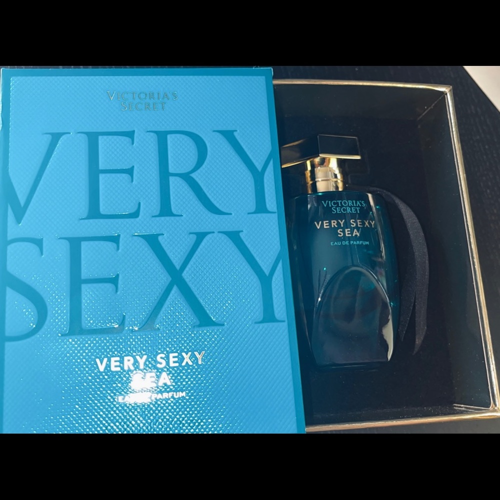 Victorias Secret Perfume- Very Sexy Sea